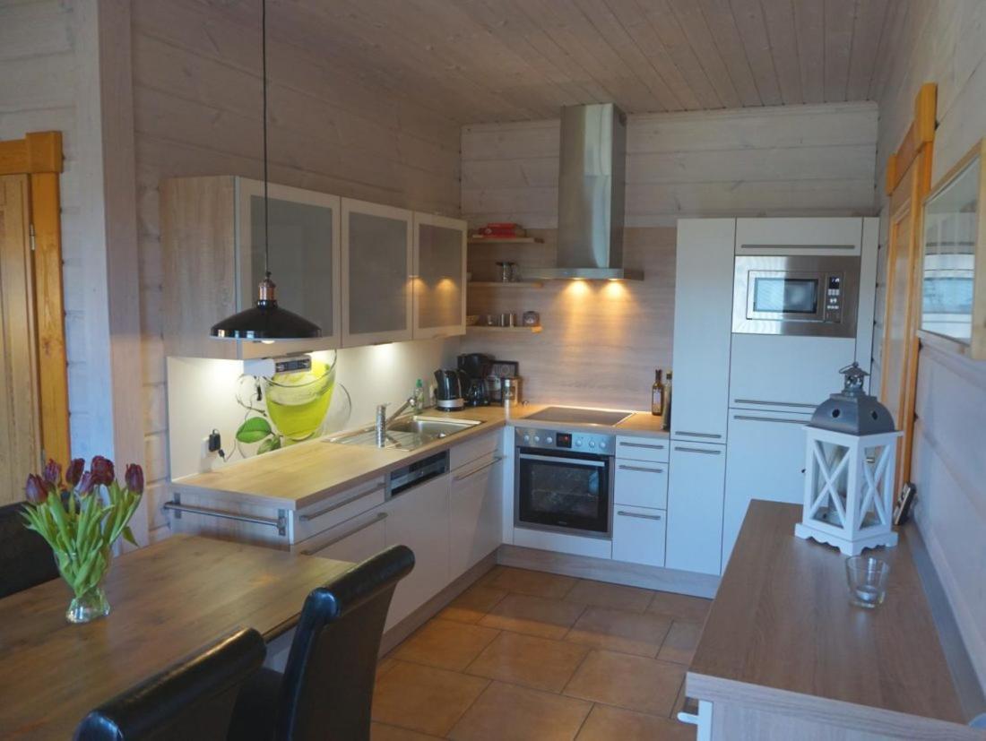 Ferienwohnung Im Blockhaus Rosenkranz Rathmannsdorf Bagian luar foto